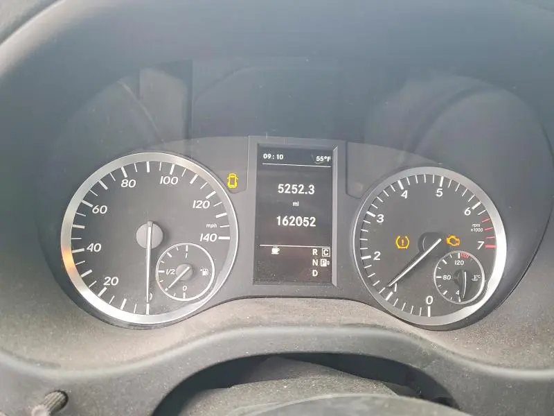 2016 MERCEDES-BENZ METRIS   