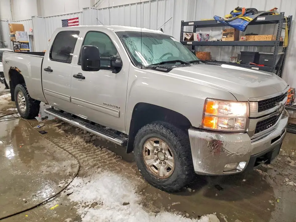 2010 CHEVROLET SILVERADO K2500 HEAVY DUTY LT  