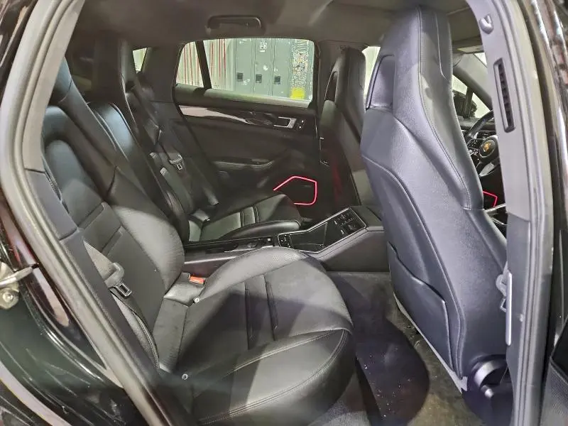 2019 PORSCHE PANAMERA BASE  