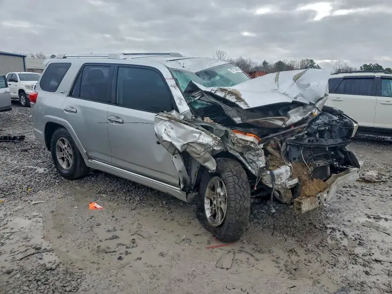 2011 TOYOTA 4RUNNER SR5  