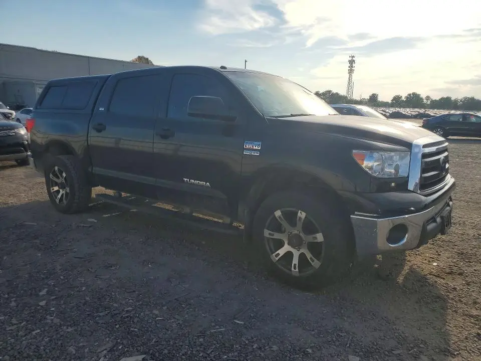 2010 TOYOTA TUNDRA CREWMAX SR5  