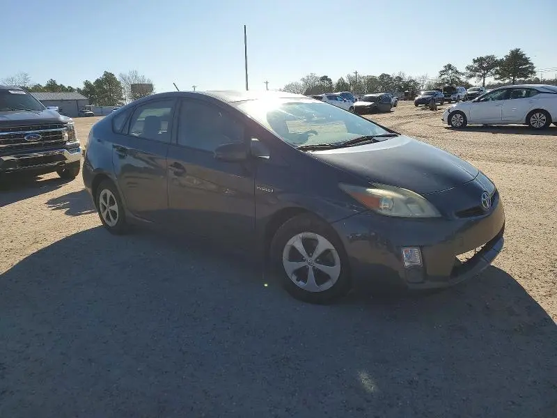 2011 TOYOTA PRIUS   
