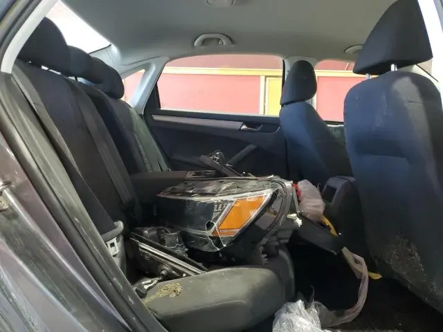 2021 VOLKSWAGEN PASSAT S  