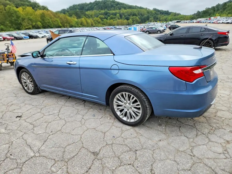 2011 CHRYSLER 200 LIMITED  