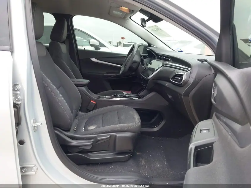 2023 CHEVROLET BOLT EUV FWD LT