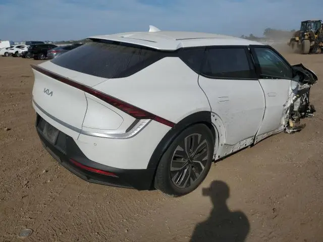 2022 KIA EV6 LIGHT