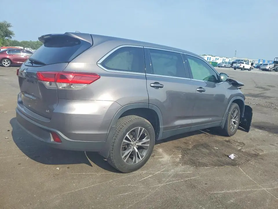 2019 TOYOTA HIGHLANDER LE PLUS  