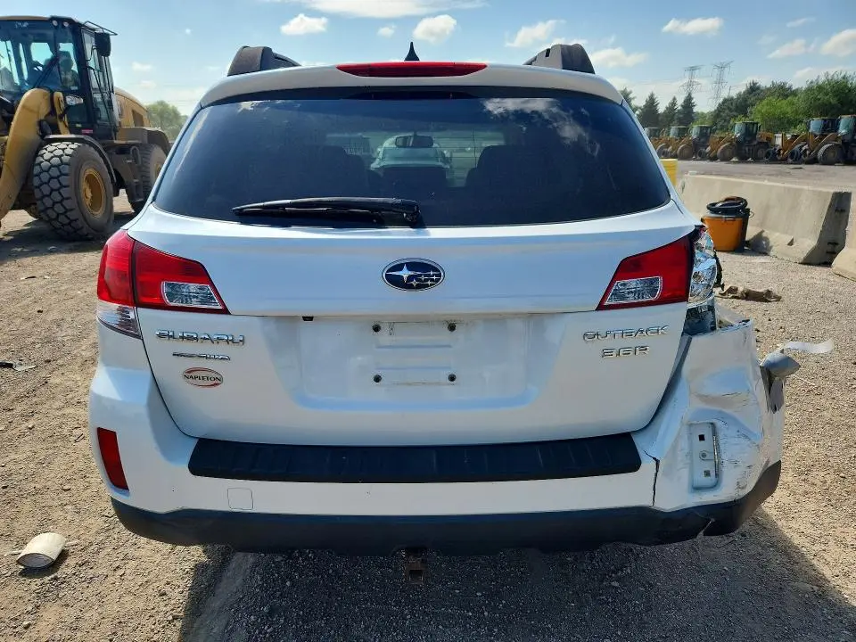 2013 SUBARU OUTBACK 3.6R LIMITED  