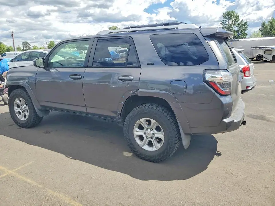 2015 TOYOTA 4RUNNER SR5  