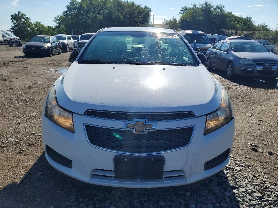 2011 CHEVROLET CRUZE LS  