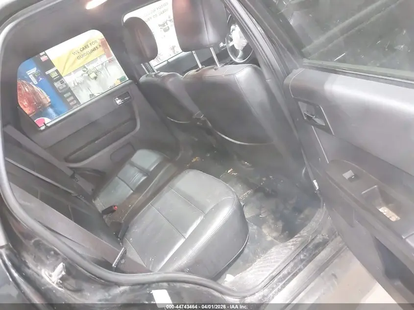 2011 FORD ESCAPE LIMITED