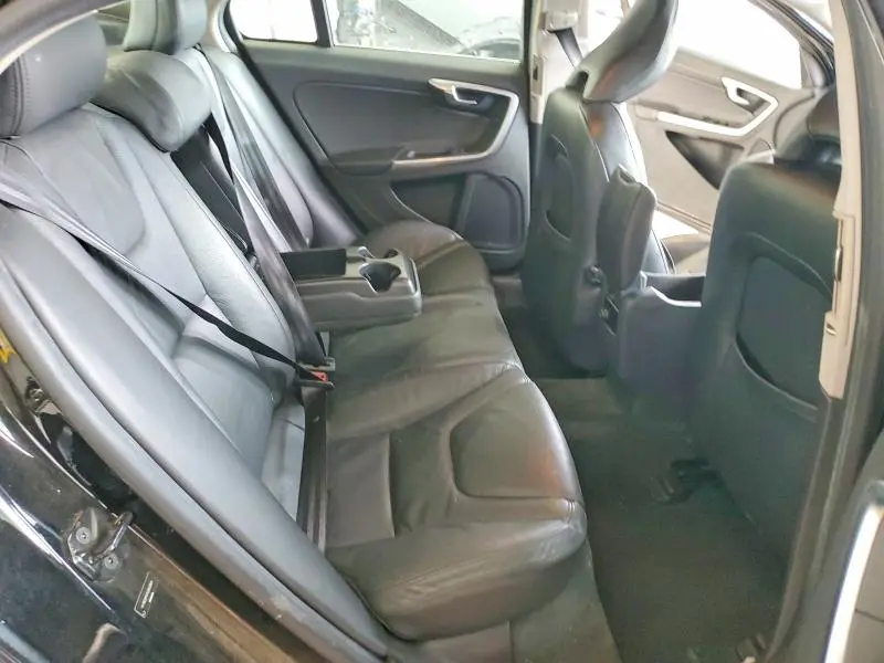 2012 VOLVO S60 T5  