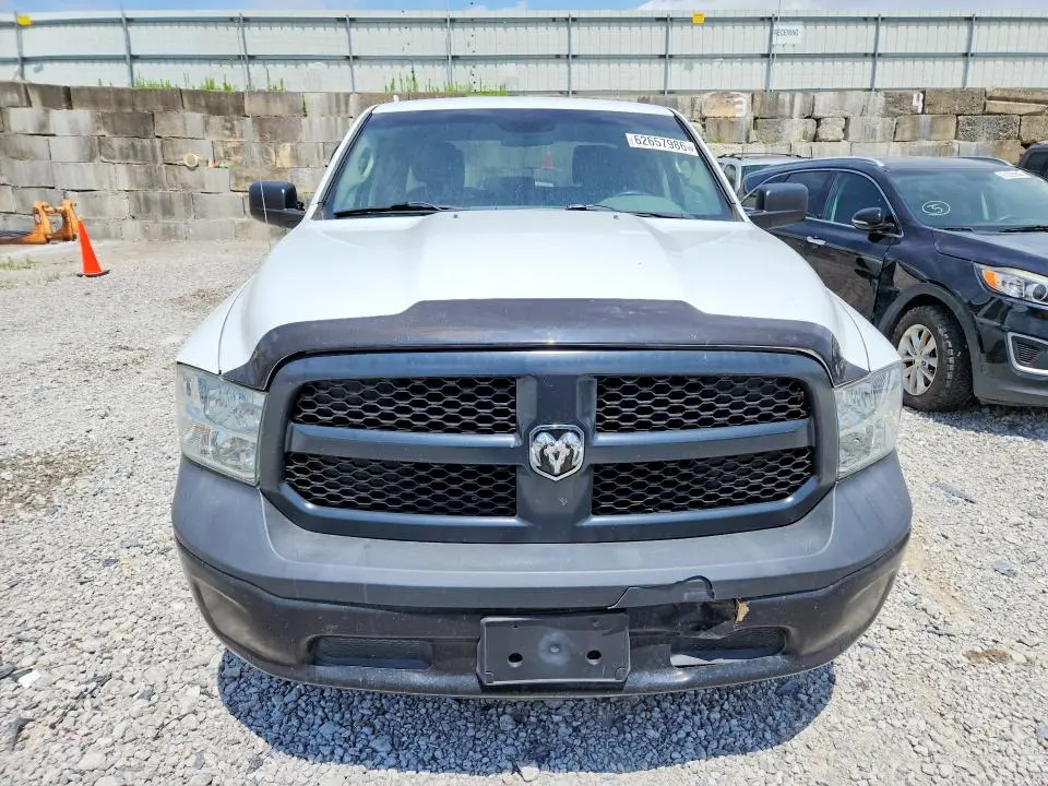 2013 RAM 1500 ST  