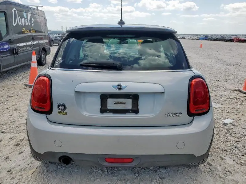 2015 MINI COOPER   
