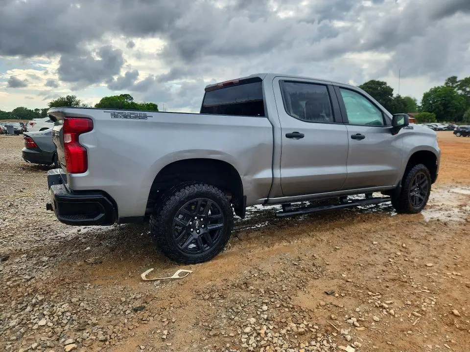 2026 CHEVROLET SILVERADO K1500 TRAIL BOSS CUSTOM  