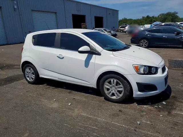 2013 CHEVROLET SONIC LT  