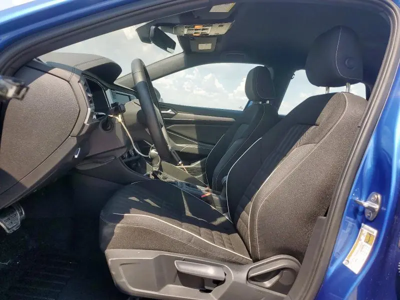 2024 VOLKSWAGEN JETTA SPORT  