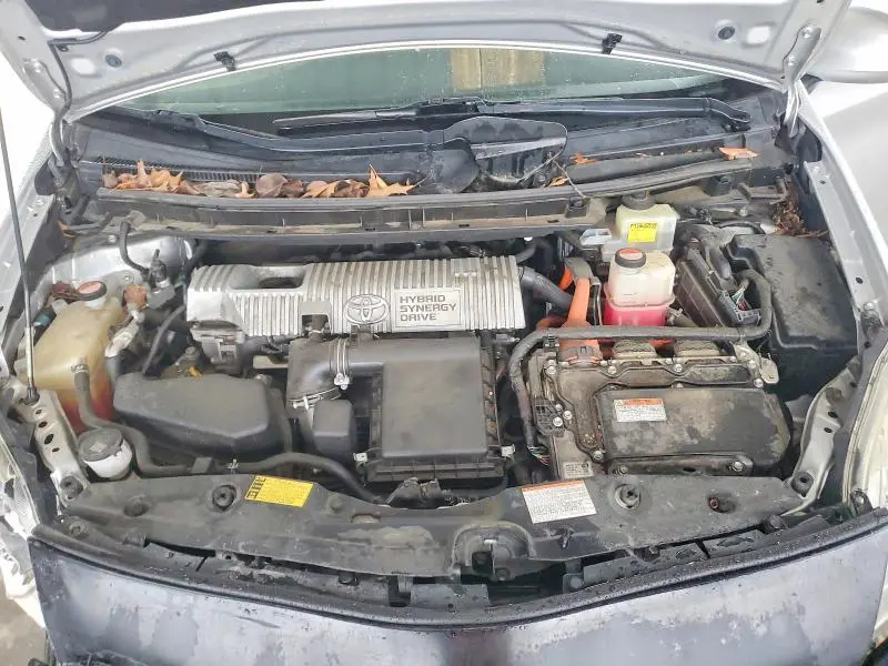 2015 TOYOTA PRIUS TWO  