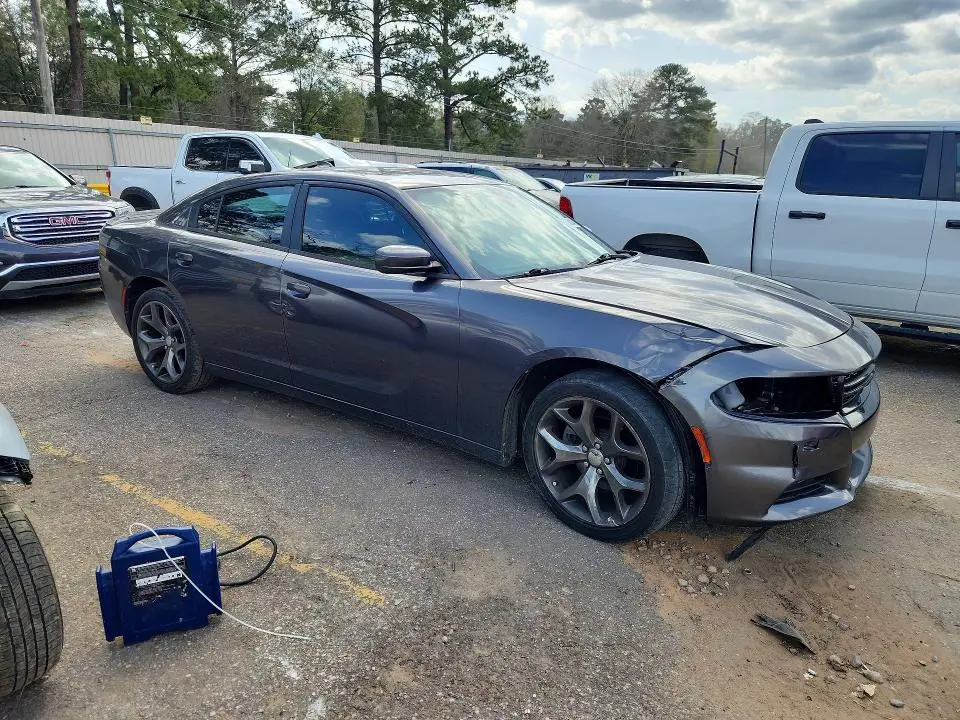 2016 DODGE CHARGER SXT  
