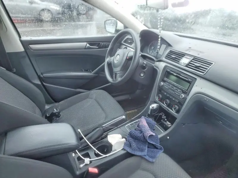 2014 VOLKSWAGEN PASSAT S  
