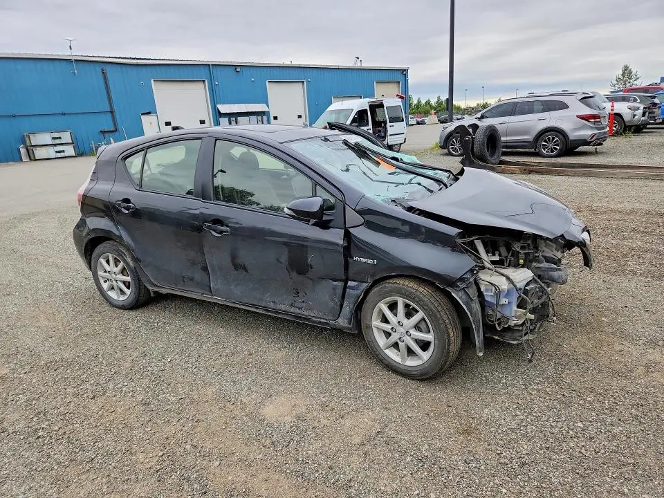 2015 TOYOTA PRIUS C FOUR  