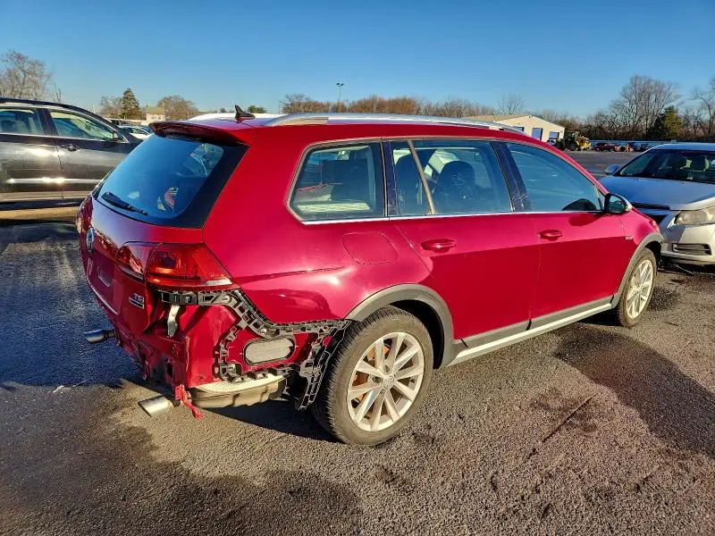 2017 VOLKSWAGEN GOLF ALLTRACK S  