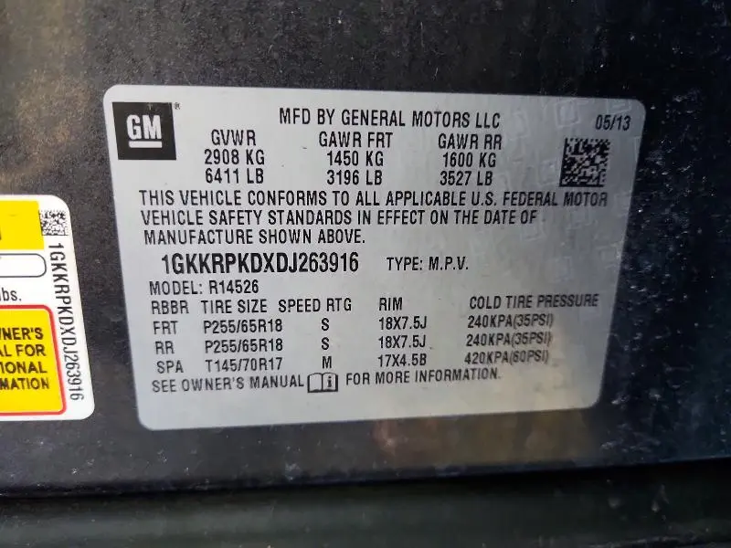 2013 GMC ACADIA SLE  