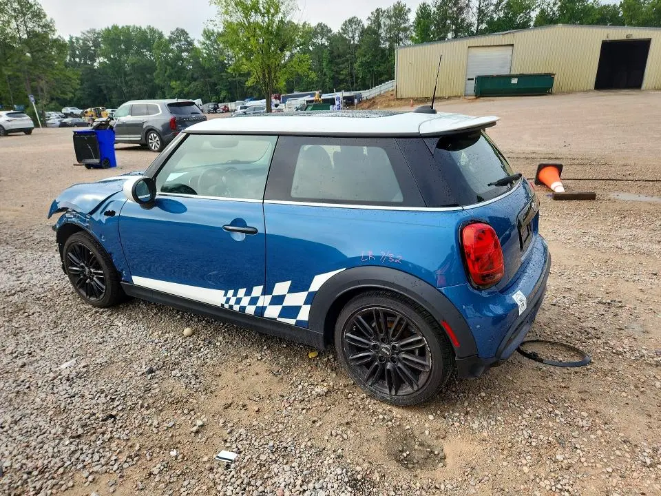 2022 MINI COOPER S  