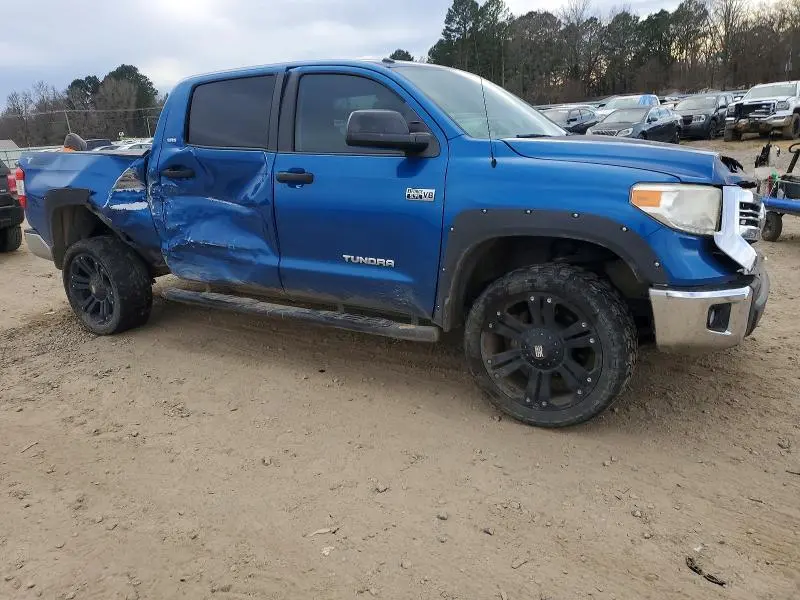 2016 TOYOTA TUNDRA SR5  