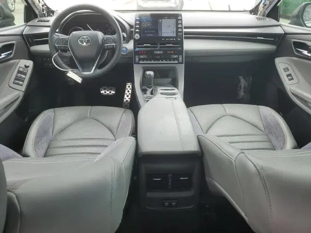 2020 TOYOTA AVALON XSE  