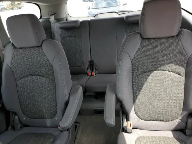 2014 CHEVROLET TRAVERSE LT  