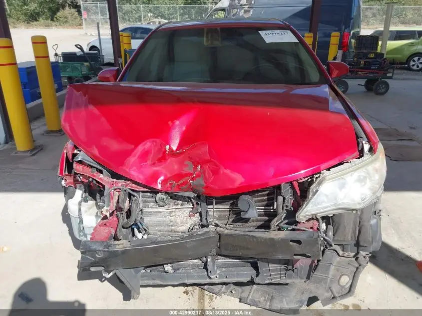 2012 TOYOTA CAMRY HYBRID XLE