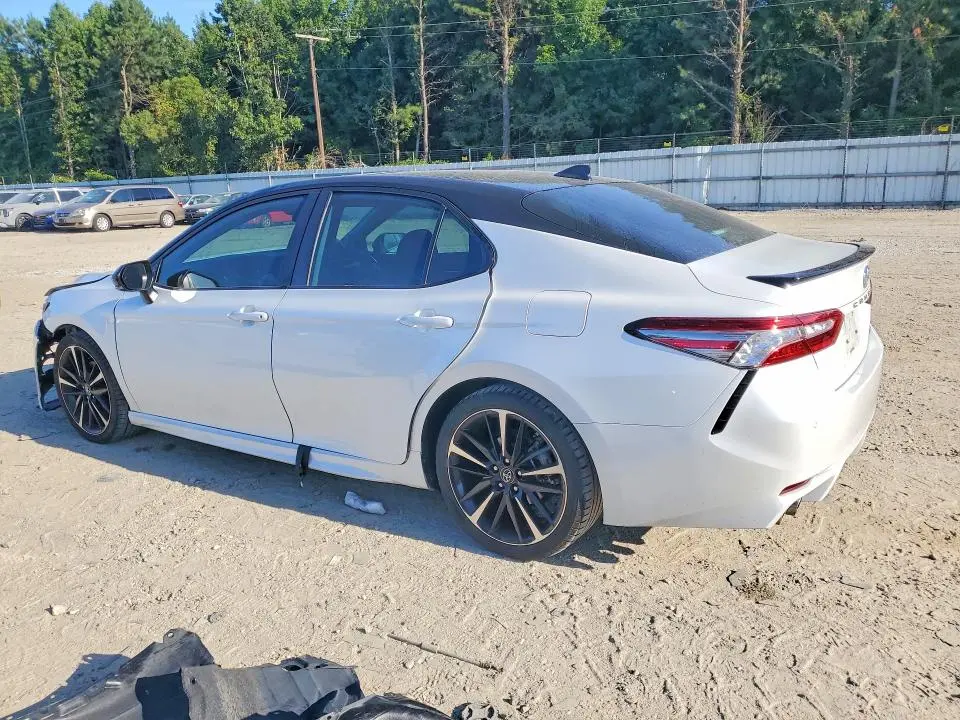 2019 TOYOTA CAMRY XSE  