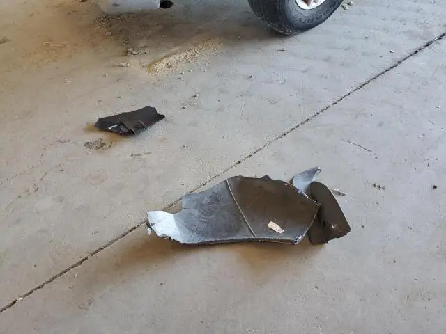 2015 NISSAN FRONTIER S  