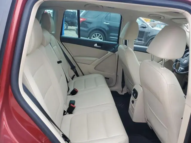 2015 VOLKSWAGEN TIGUAN S  