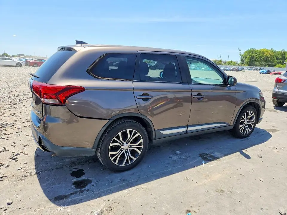 2018 MITSUBISHI OUTLANDER ES  