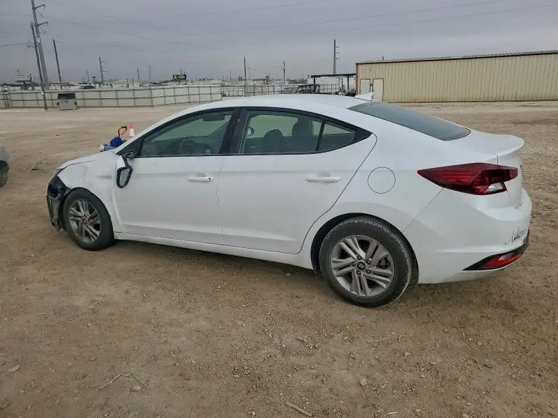 2020 HYUNDAI ELANTRA SEL  