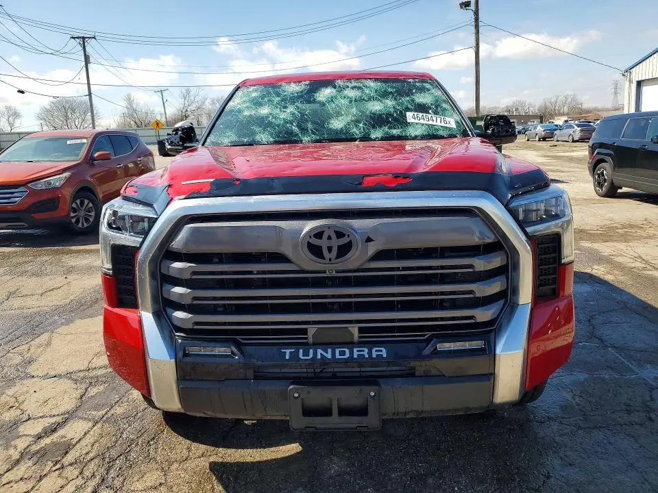 2025 TOYOTA TUNDRA CREWMAX LIMITED  