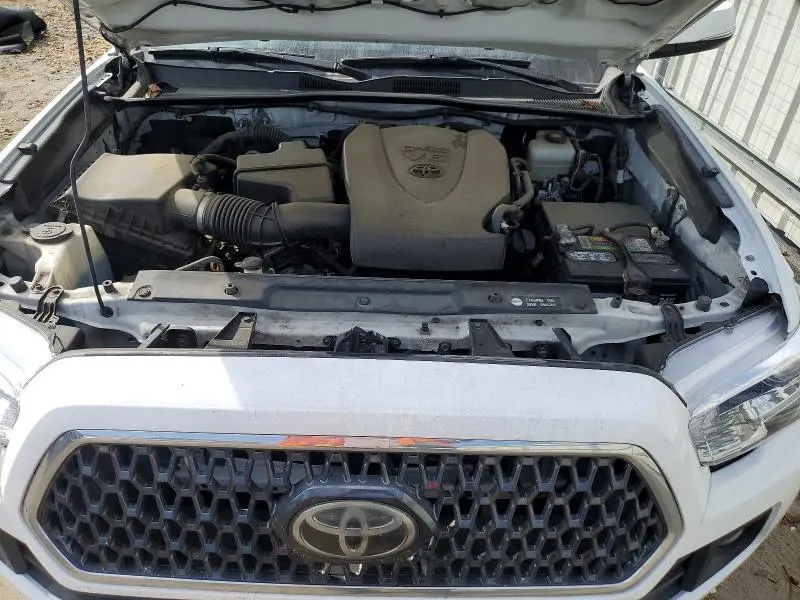 2019 TOYOTA TACCOMA   