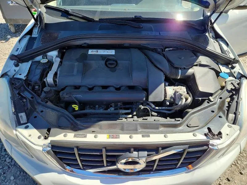 2013 VOLVO XC60 T6  
