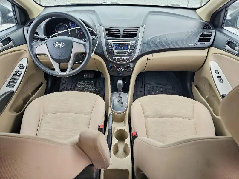 2017 HYUNDAI ACCENT SE  