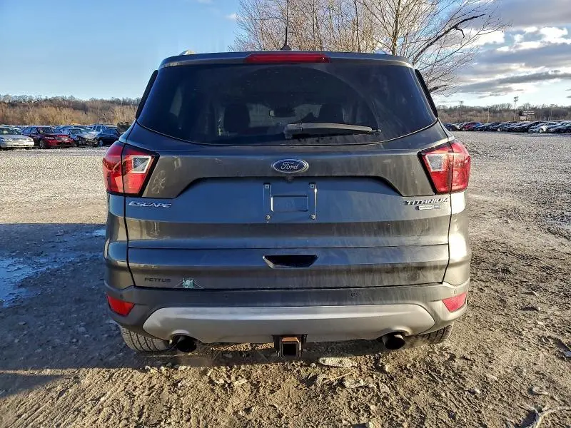 2019 FORD ESCAPE TITANIUM  