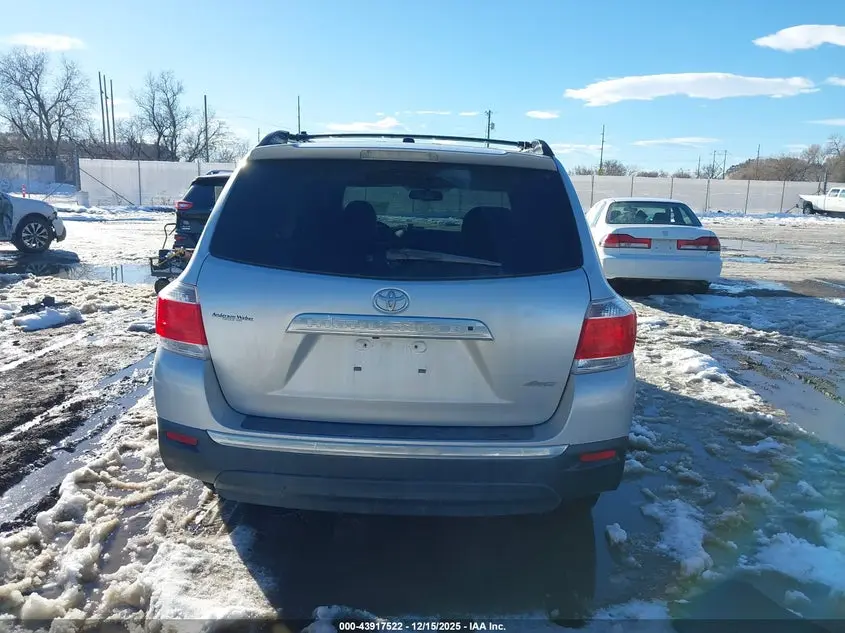 2012 TOYOTA HIGHLANDER LIMITED V6