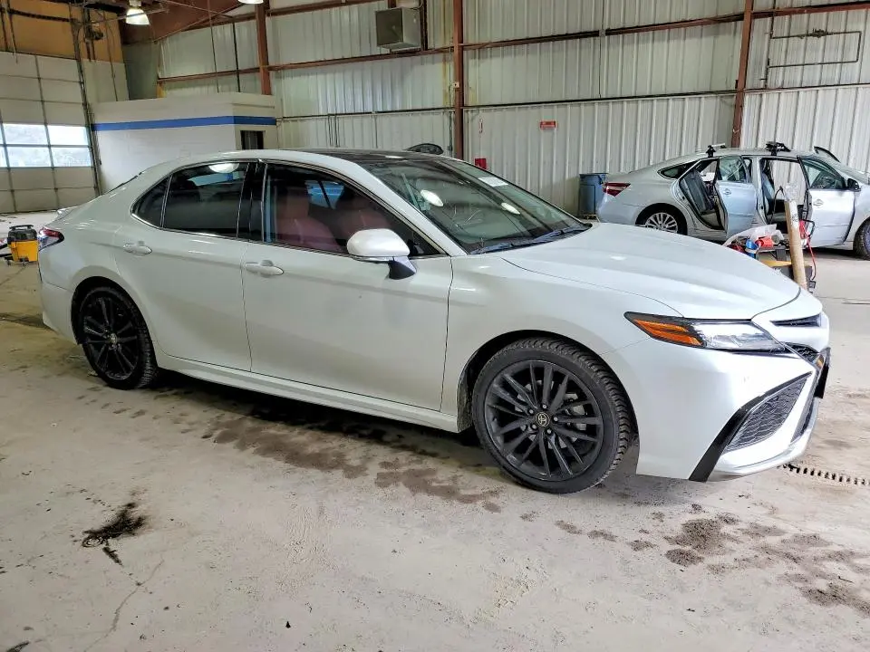 2021 TOYOTA CAMRY XSE  