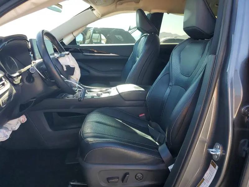 2024 INFINITI QX60 PURE  