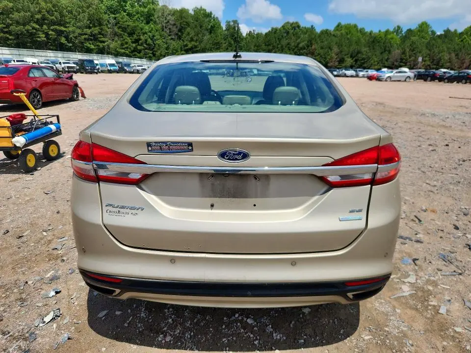2018 FORD FUSION SE  