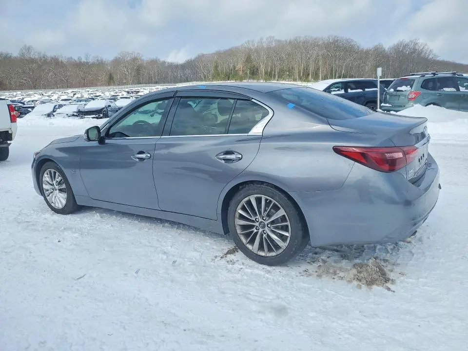 2018 INFINITI Q50 LUXE  