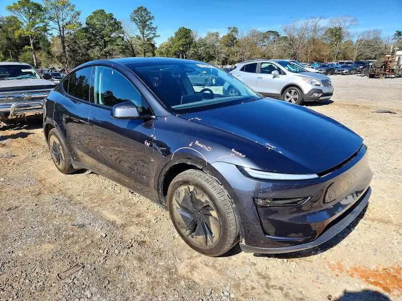 2026 TESLA MODEL Y   