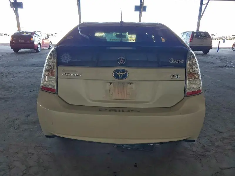 2011 TOYOTA PRIUS   