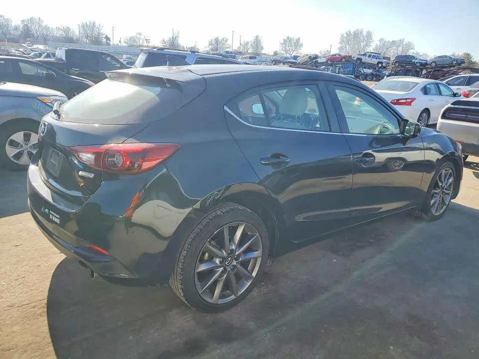 2018 MAZDA 3 GRAND TOURING  